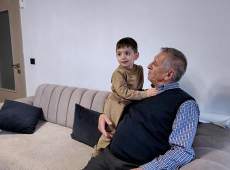 6 Şubat’ta ailesini kaybetti, torunuyla yeni hayatına başladı: “Devlet güçlü oldu mu her şey olur”