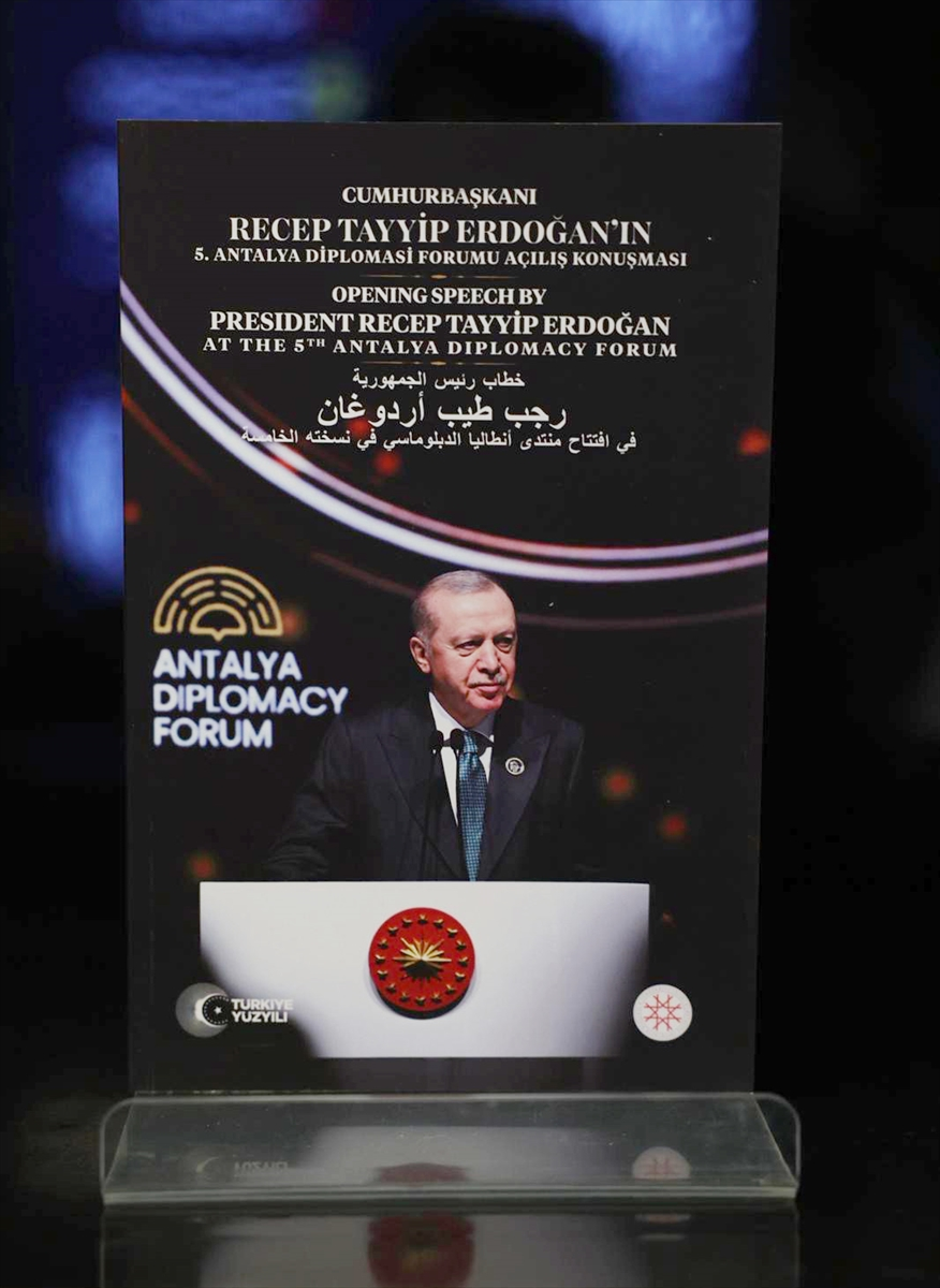 Erdoğan’ın Antalya Diplomasi Forumu Konuşması 3 Dilde Kitaplaştırıldı